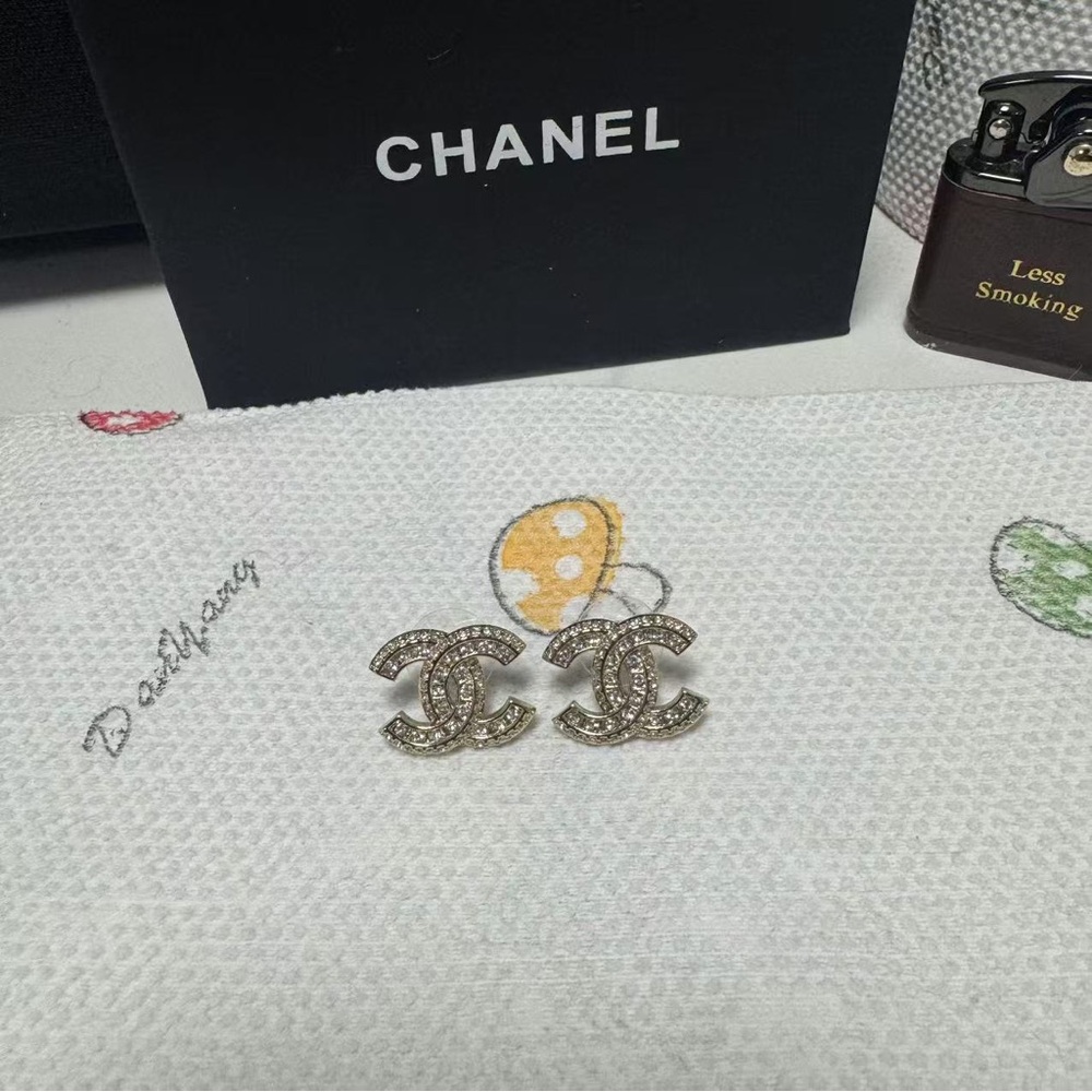 Chanel earrings 🦋🦋